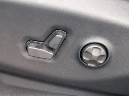 Chrysler Pacifica Select AWD 2026