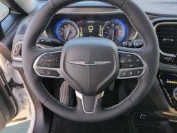 Chrysler Pacifica Select AWD 2026