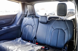 Chrysler Pacifica Select AWD 2026