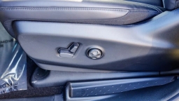 Chrysler Pacifica Select AWD 2026