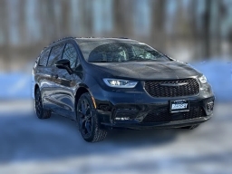 Chrysler Pacifica Select AWD 2026