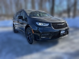 Chrysler Pacifica Select AWD 2026