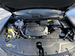 Chrysler Pacifica Select AWD 2026