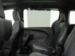 Chrysler Pacifica Select AWD 2026