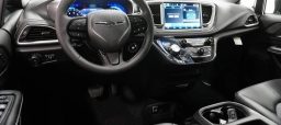 Chrysler Pacifica Select AWD 2026
