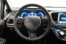 Chrysler Pacifica Select AWD 2026