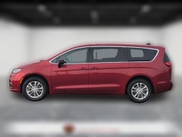 Chrysler Pacifica Select AWD 2026