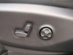 Chrysler Pacifica Select AWD 2026