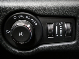 Chrysler Pacifica Select AWD 2026