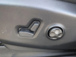 Chrysler Pacifica Select AWD 2026