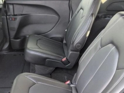 Chrysler Pacifica Select AWD 2026