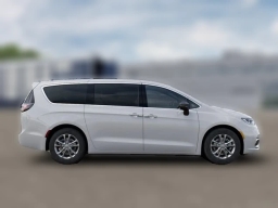 Chrysler Pacifica Select AWD 2026