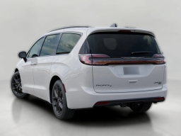 Chrysler Pacifica Limited AWD 2026