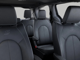 Chrysler Pacifica Limited AWD 2026