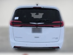 Chrysler Pacifica Limited AWD 2026