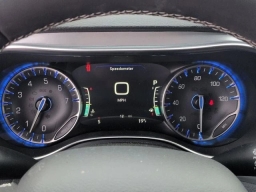 Chrysler Pacifica Limited AWD 2026