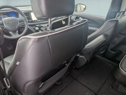 Chrysler Pacifica Limited AWD 2026