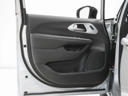 Chrysler Pacifica Limited AWD 2026