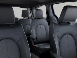 Chrysler Pacifica Limited AWD 2026