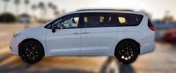 Chrysler Pacifica Limited AWD 2026