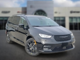 Chrysler Pacifica Limited AWD 2026