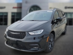 Chrysler Pacifica Limited AWD 2026