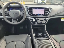 Chrysler Pacifica Limited AWD 2026