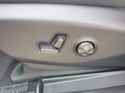 Chrysler Pacifica Limited AWD 2026