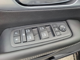 Chrysler Pacifica Limited AWD 2026