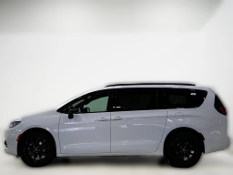 Chrysler Pacifica Limited AWD 2026