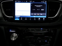 Chrysler Pacifica Limited AWD 2026