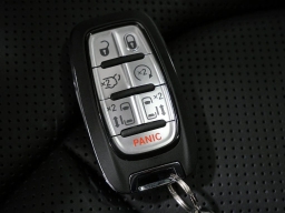 Chrysler Pacifica Limited AWD 2026