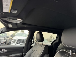 Chrysler Pacifica Limited AWD 2026