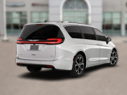 Chrysler Pacifica Pinnacle AWD 2026