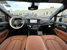 Chrysler Pacifica Pinnacle AWD 2026