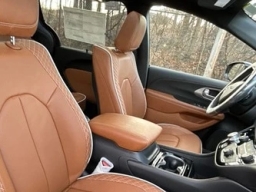 Chrysler Pacifica Pinnacle AWD 2026