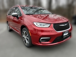 Chrysler Pacifica Pinnacle AWD 2026