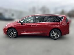 Chrysler Pacifica Pinnacle AWD 2026