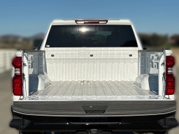 Chevrolet Silverado 2500HD Custom 4WD Crew Cab 159" 2026