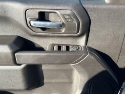 Chevrolet Silverado 2500HD Custom 4WD Crew Cab 159" 2026