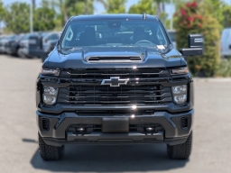 Chevrolet Silverado 2500HD Custom 4WD Crew Cab 159" 2025