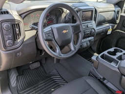 Chevrolet Silverado 2500HD Custom 4WD Crew Cab 159" 2025