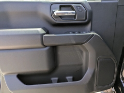 Chevrolet Silverado 2500HD Custom 4WD Crew Cab 159" 2025