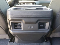 Chevrolet Silverado 2500HD LT 4WD Crew Cab 159" 2026