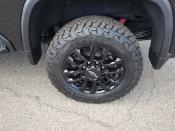 Chevrolet Silverado 2500HD LT 4WD Crew Cab 159" 2026