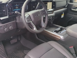 Chevrolet Silverado 2500HD LT 4WD Crew Cab 159" 2026