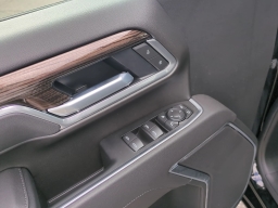 Chevrolet Silverado 2500HD LT 4WD Crew Cab 159" 2026