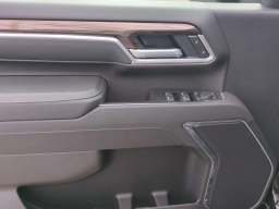 Chevrolet Silverado 2500HD LT 4WD Crew Cab 159" 2026