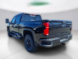 Chevrolet Silverado 2500HD LT 4WD Crew Cab 159" 2026