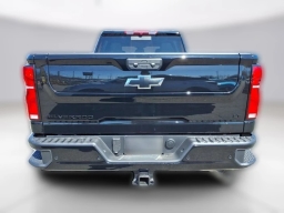Chevrolet Silverado 2500HD LT 4WD Crew Cab 159" 2026